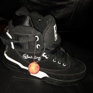 Black & white Patrick Ewing sneakers size 7